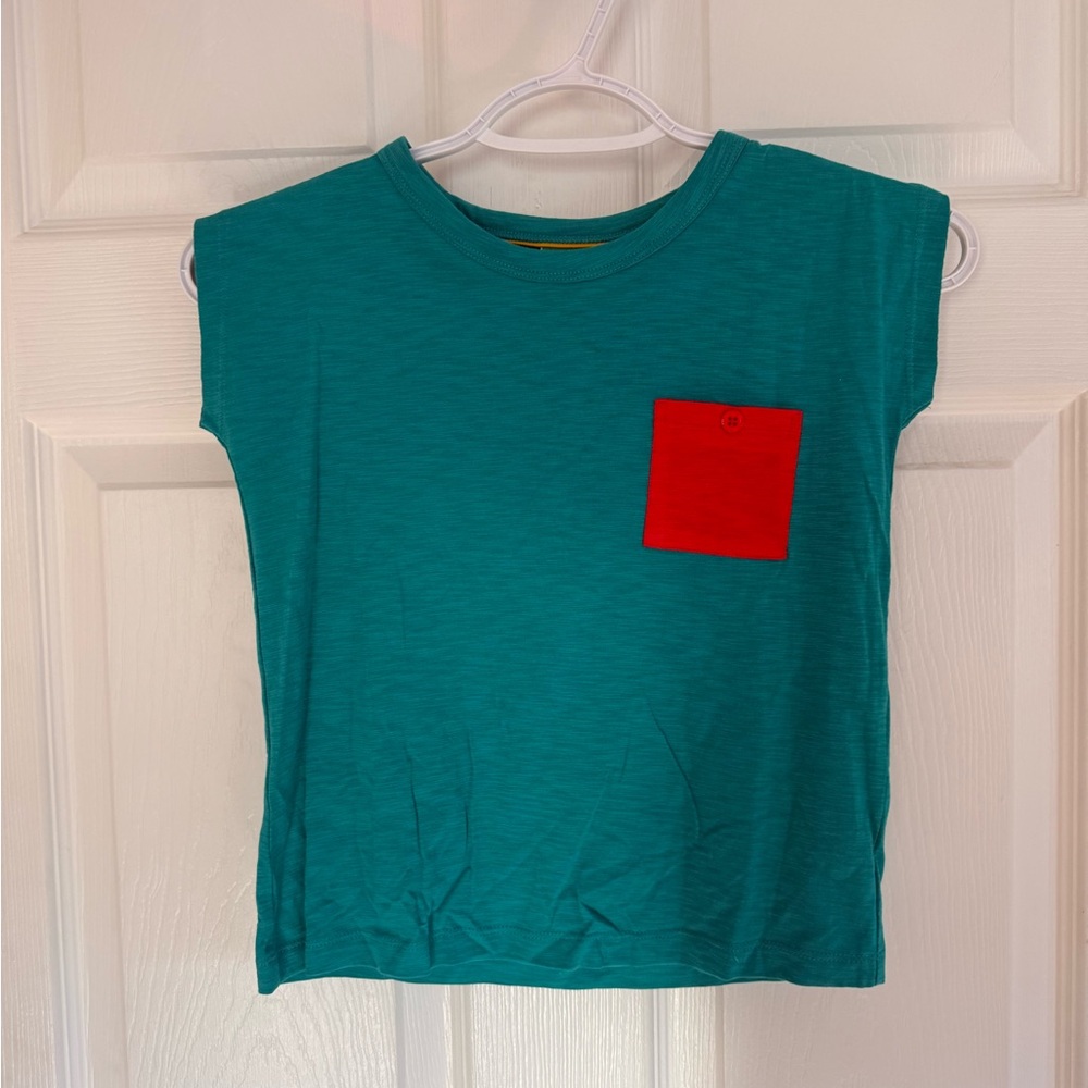 NWT Little Green Radicals | Breezy Tee | Age 5-6 years